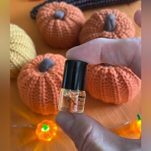 Mini Riddle Perfume (in “Ex” scent, 1 ml)